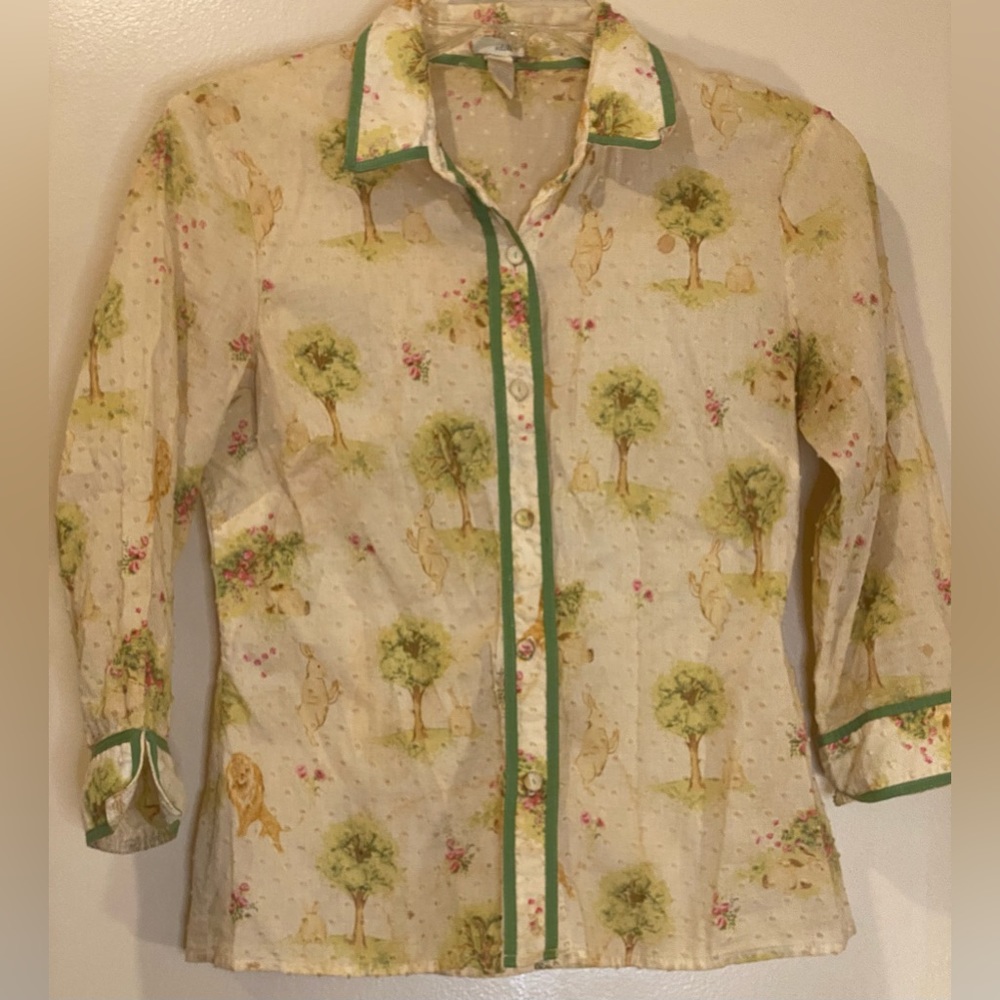 Adorable, printed blouse from Anthropologie size 6